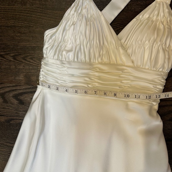 Calvin Klein White Satin Evening Gown – Size 6, NWT - Picture 8 of 8